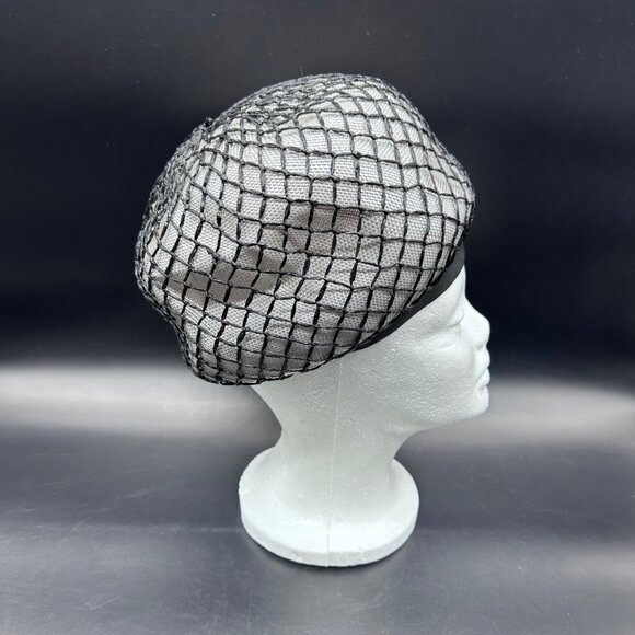 Vintage Ladies Hat Silver Black Mesh Birdcage Net Union Made Mid Century Pillbox main image 9